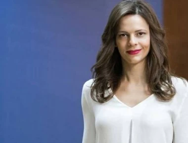 Σφοδρή επίθεση 54 «γαλάζιων» βουλευτών στην Έφη Αχτσιόγλου: «Κοροϊδεύεις χιλιάδες συνταξιούχους»